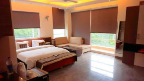 Отель Micasa Suites  Сектор 8